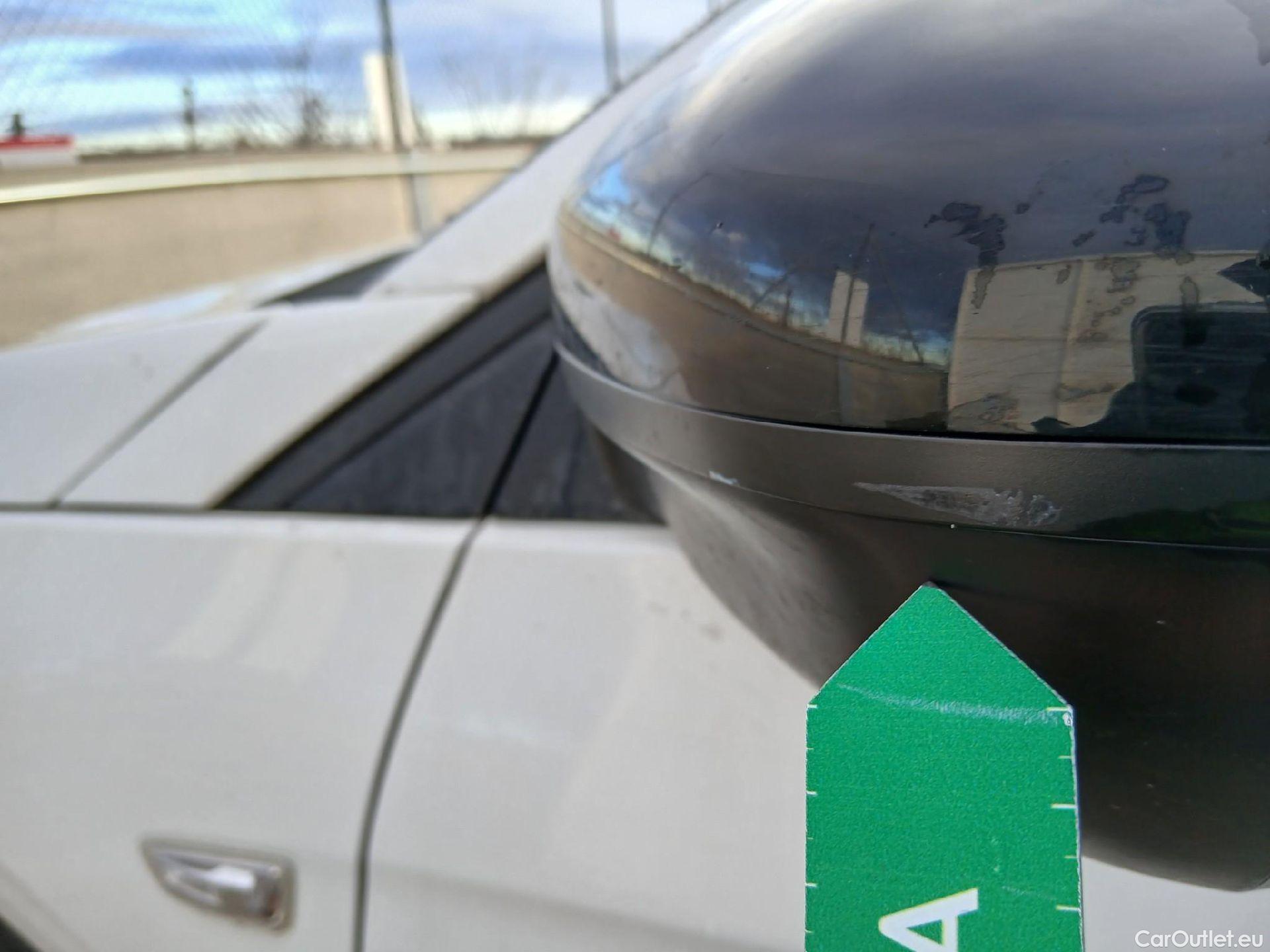  Opel   Grandland X OPEL Grandland / 2021 / 5P / todoterreno 1.5 CDTi Business Edition Auto #14