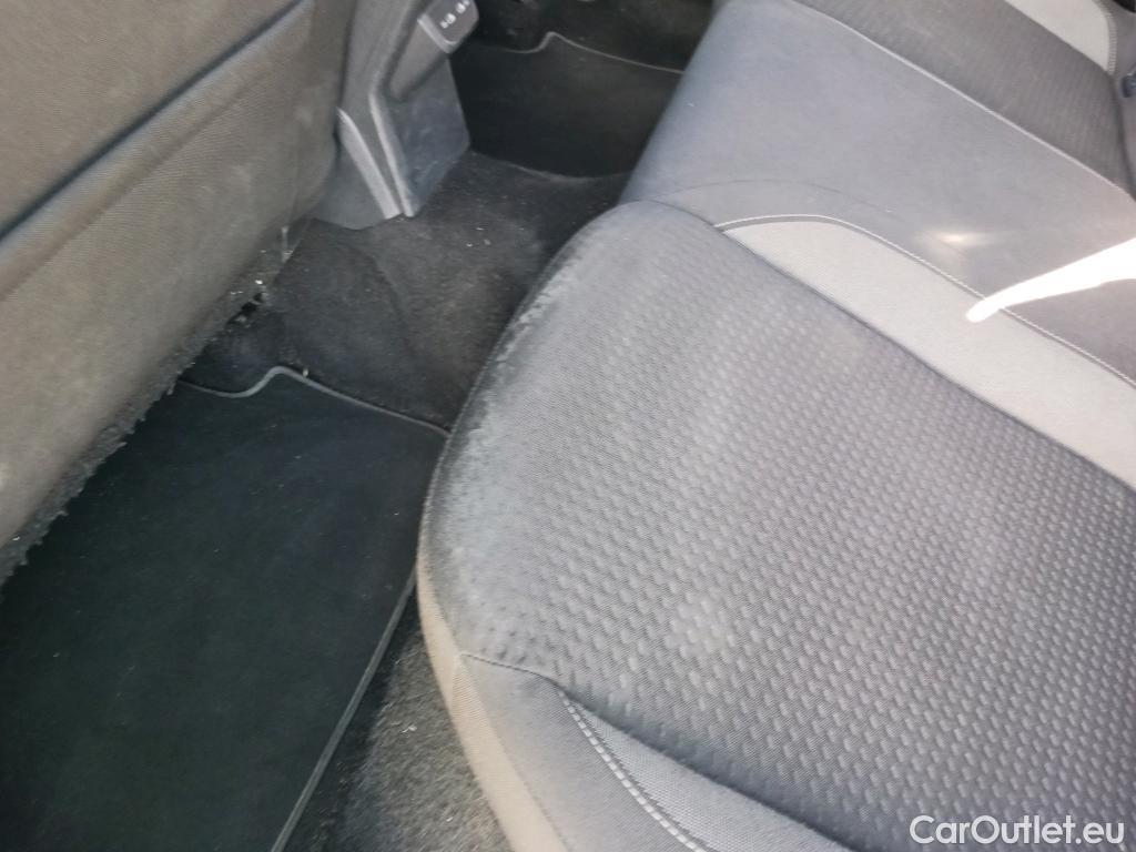  Volkswagen  Taigo VOLKSWAGEN  / 2021 / 5P / todoterreno Life 1.0 TSI 81kW (110CV) #10