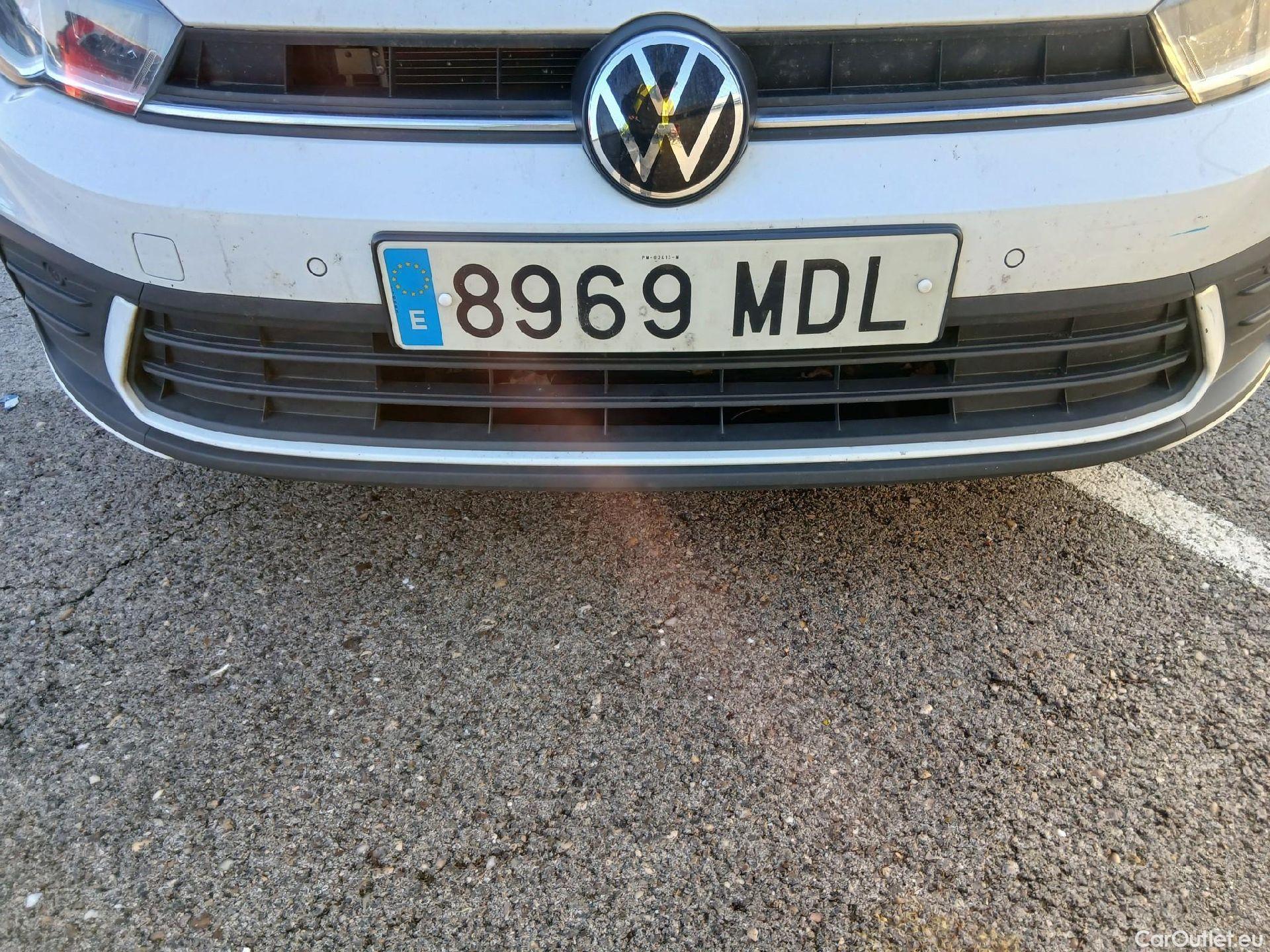  Volkswagen  Polo VOLKSWAGEN  / 2021 / 5P / berlina con portón Life 1.0 TSI 70kW (95CV) #5