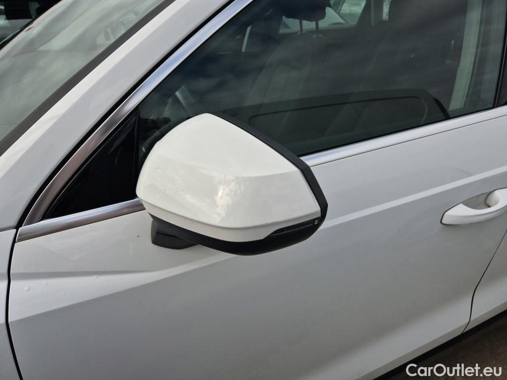  Audi  Q3 AUDI  / 2018 / 5P / todoterreno Advanced 35 TDI 110kW (150CV) S tronic #23