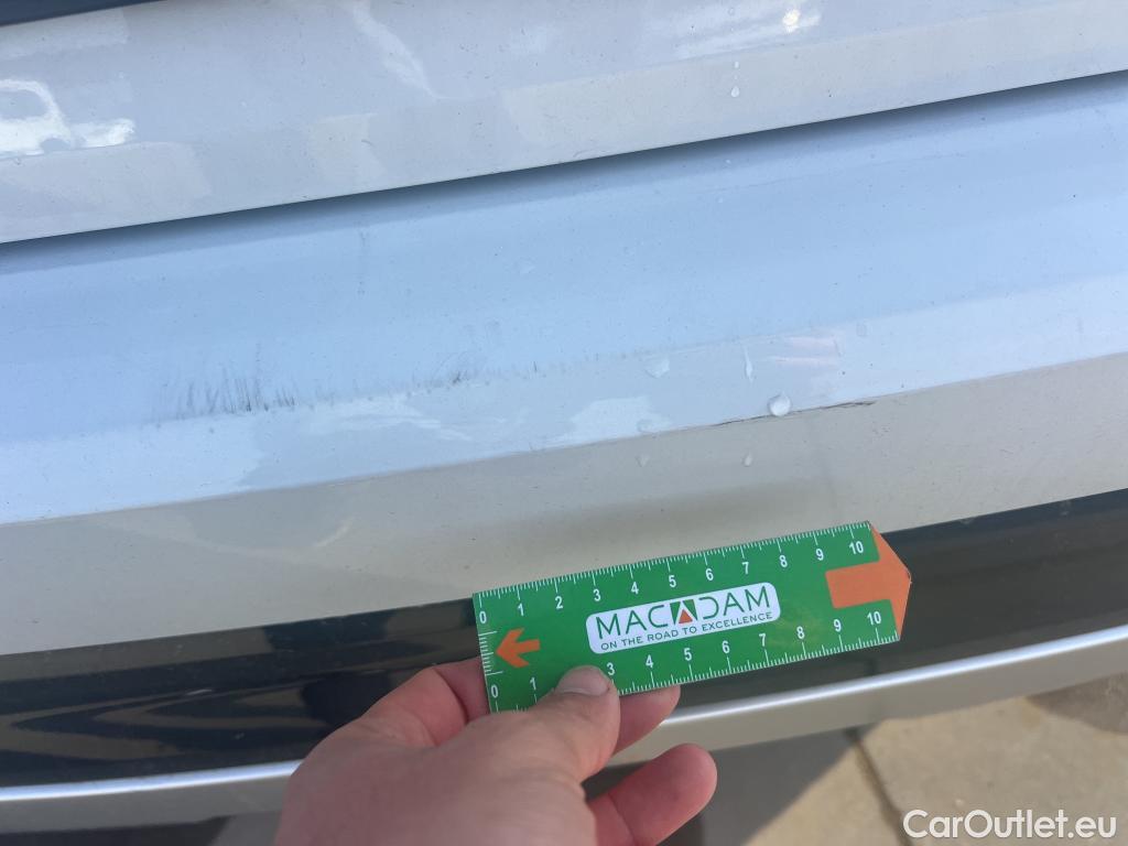  Audi  Q2 AUDI  / 2016 / 5P / todoterreno Design 30 TFSI 85kW (116CV) #9