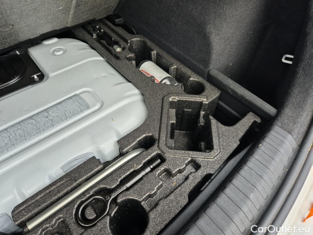  Audi  Q3 AUDI  / 2018 / 5P / todoterreno 45 TFSI e 180kW S tronic Advanced #9