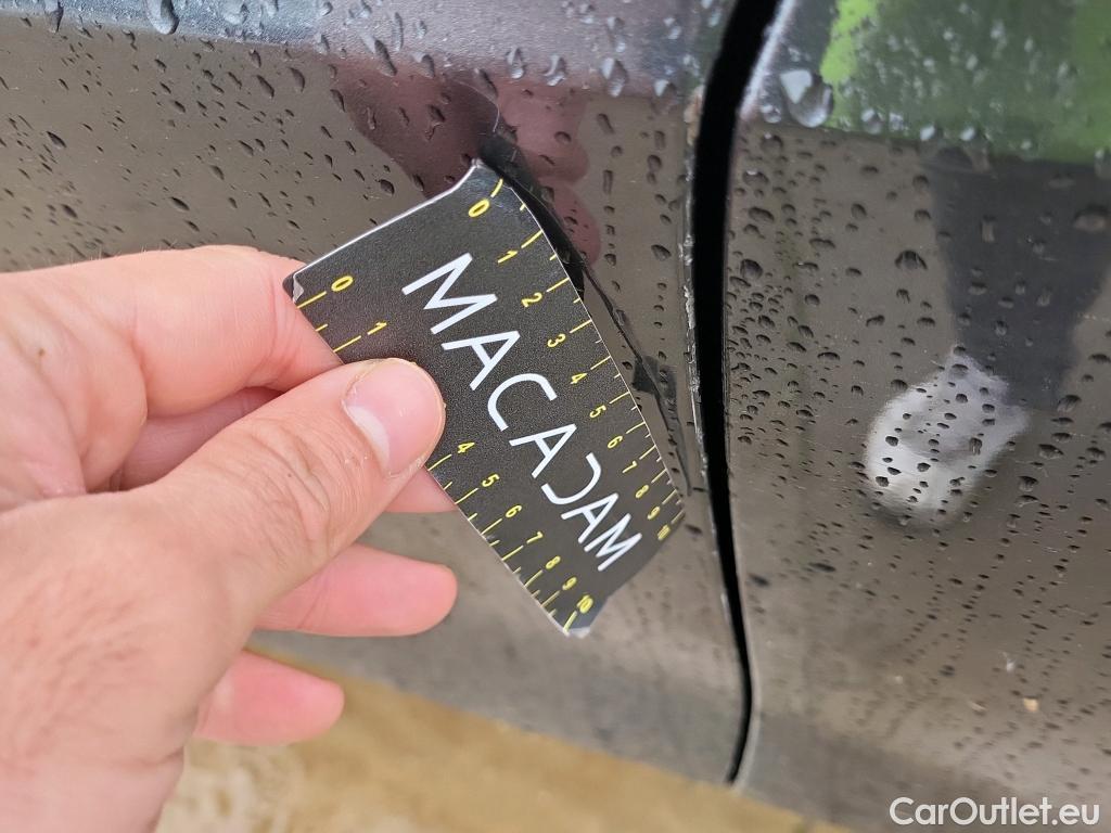  Bmw  Serie 1 BMW  / 2019 / 5P / berlina con portón 118i #6