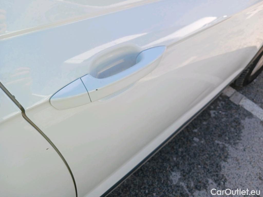  Volkswagen  Taigo VOLKSWAGEN  / 2021 / 5P / todoterreno Life 1.0 TSI 81kW (110CV) #21