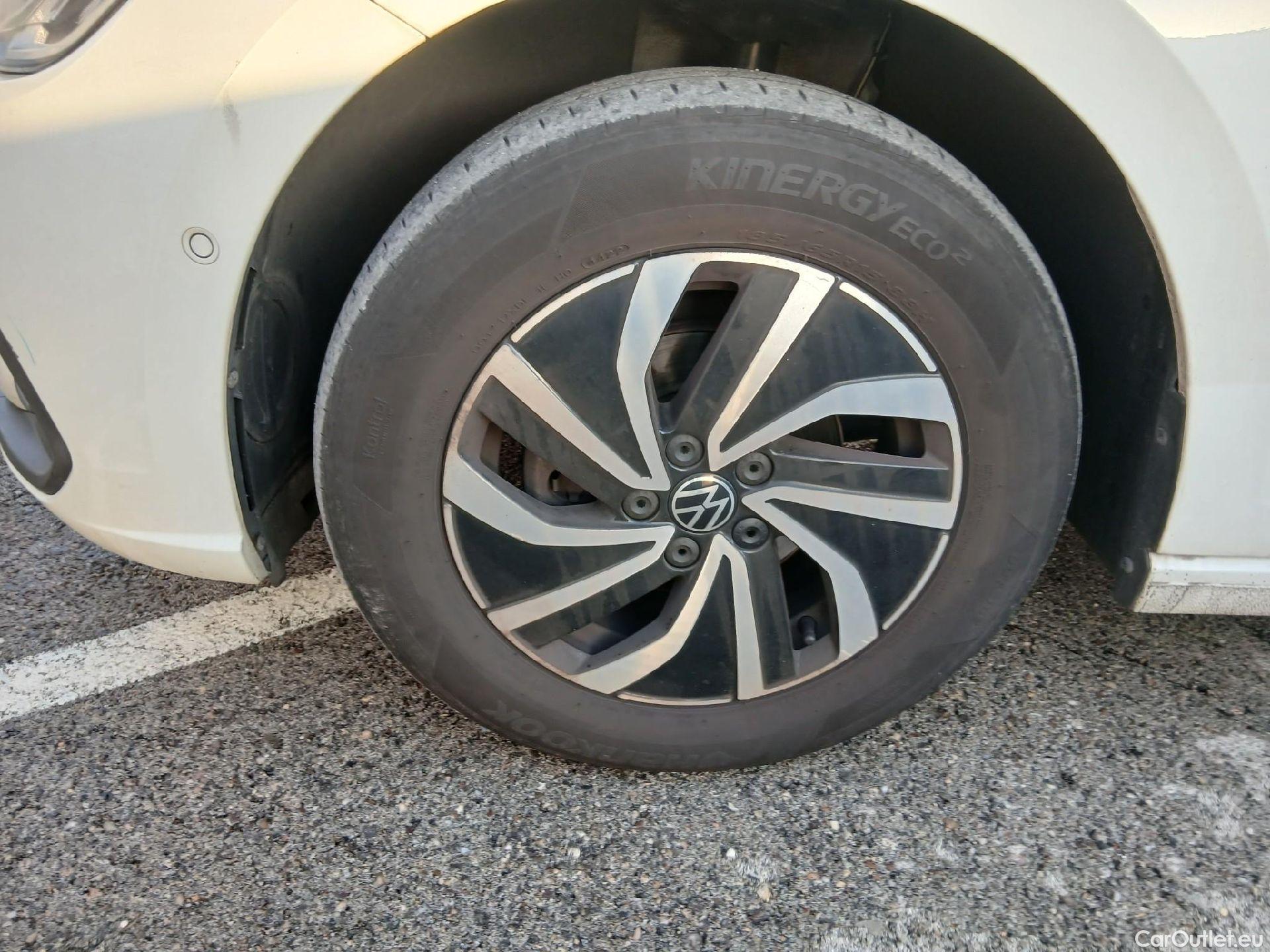  Volkswagen  Polo VOLKSWAGEN  / 2021 / 5P / berlina con portón Life 1.0 TSI 70kW (95CV) #9