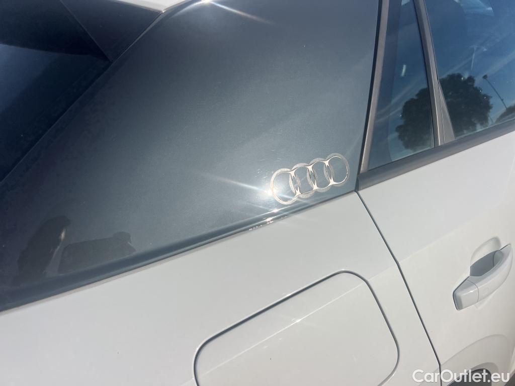  Audi  Q2 AUDI  / 2016 / 5P / todoterreno Design 30 TFSI 85kW (116CV) #12