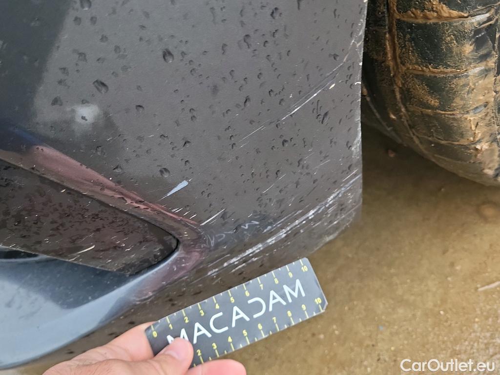  Bmw  Serie 1 BMW  / 2019 / 5P / berlina con portón 118i #34