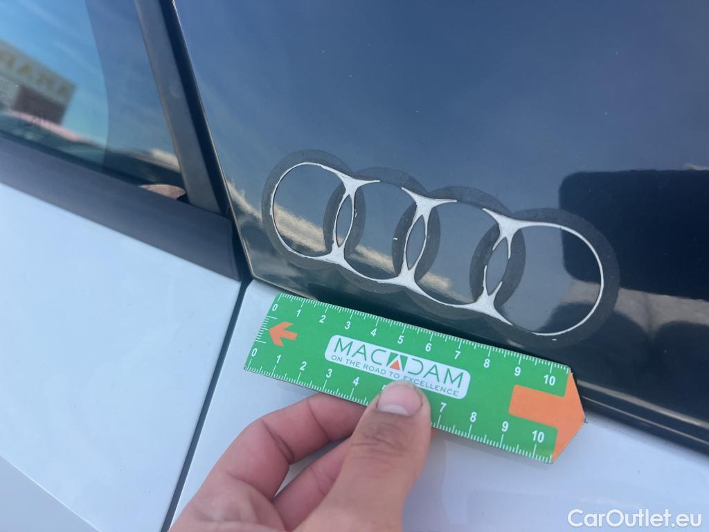  Audi  Q2 AUDI  / 2016 / 5P / todoterreno Design 30 TFSI 85kW (116CV) #11