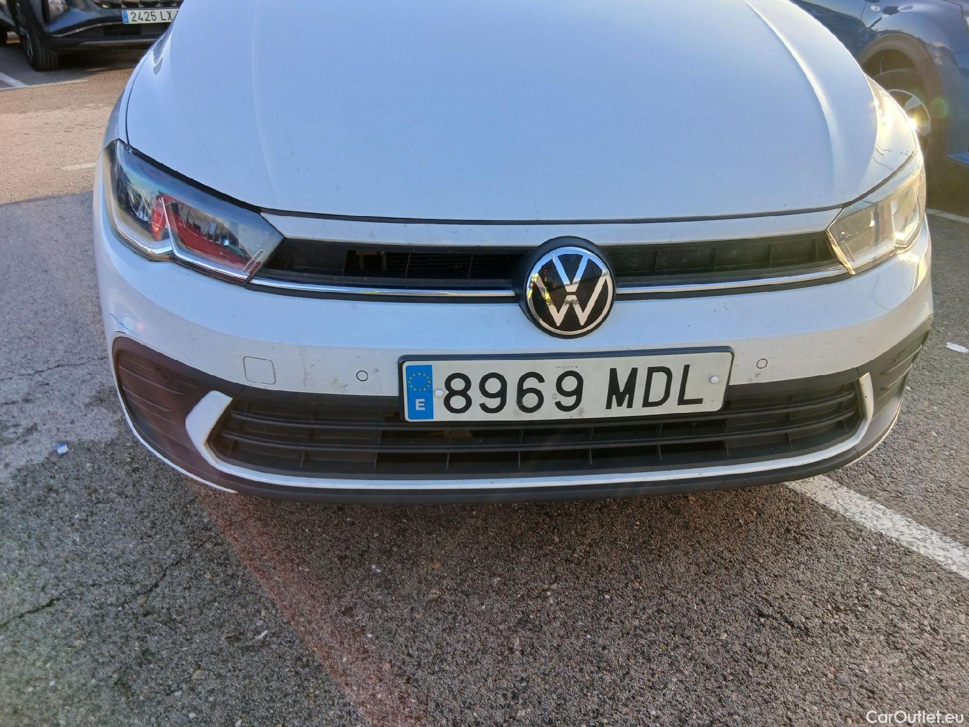  Volkswagen  Polo VOLKSWAGEN  / 2021 / 5P / berlina con portón Life 1.0 TSI 70kW (95CV) #3