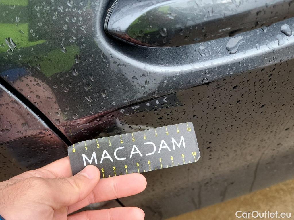  Bmw  Serie 1 BMW  / 2019 / 5P / berlina con portón 118i #8