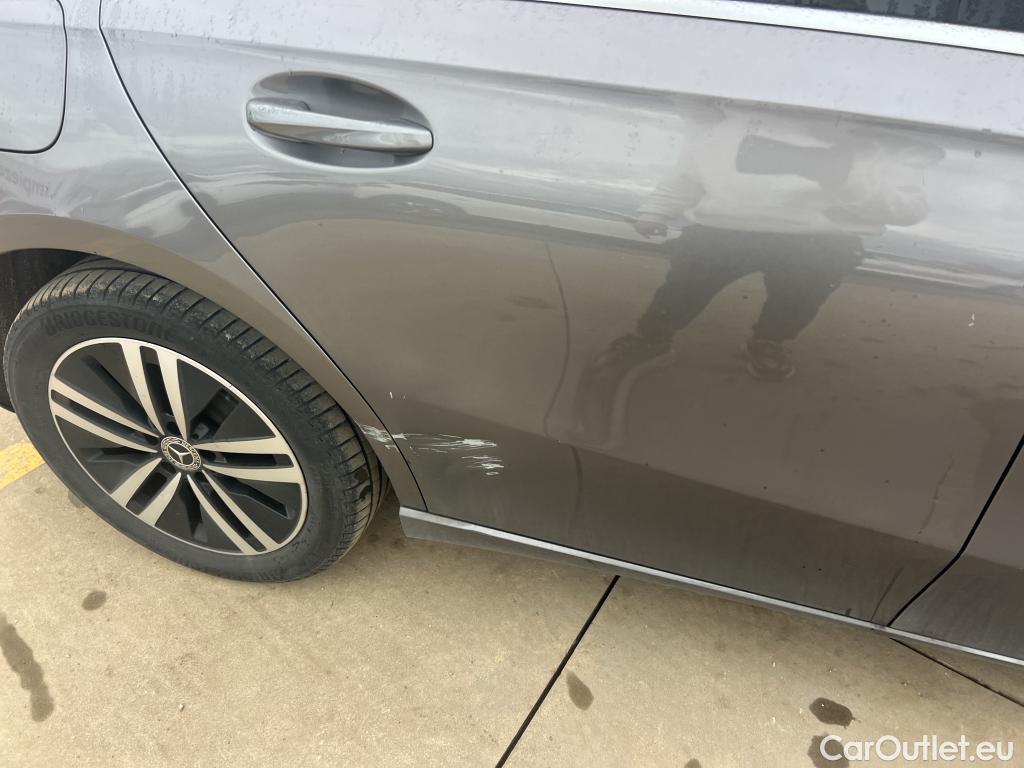  Mercedes  A-Klasse MERCEDES-BENZ Clase A / 2018 / 4P / sedán Sedán A 250 e #1