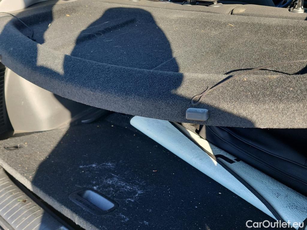  Hyundai  Konna HYUNDAI Kona / 2020 / 5P / todoterreno 1.0 TGDI Maxx 4X2 #3