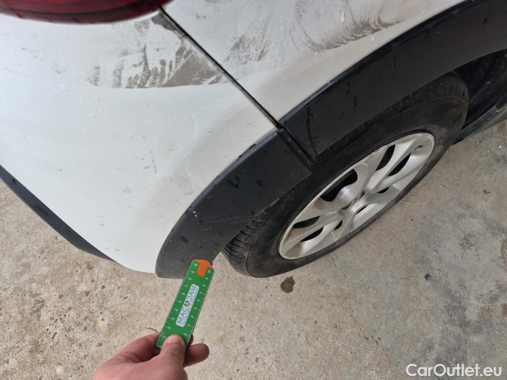  Citroen  C3 CITROEN  / 2016 / 5P / berlina con portón BlueHDi 73KW (100CV) S&S FEEL #37