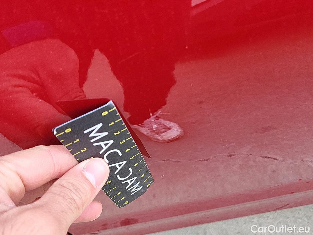  Hyundai  i20 HYUNDAI  / 2018 / 5P / berlina con portón 1.0 TGDI 74kW (100CV) Essence LE(SP)(SL) #31