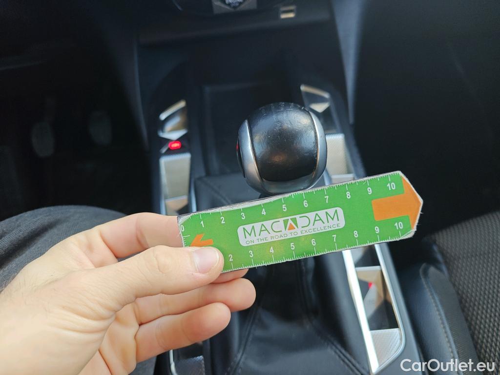  Citroen  DS3 DS DS 3 Crossback / 2018 / 5P / todoterreno PureTech 73 kW Manual SO CHIC #47