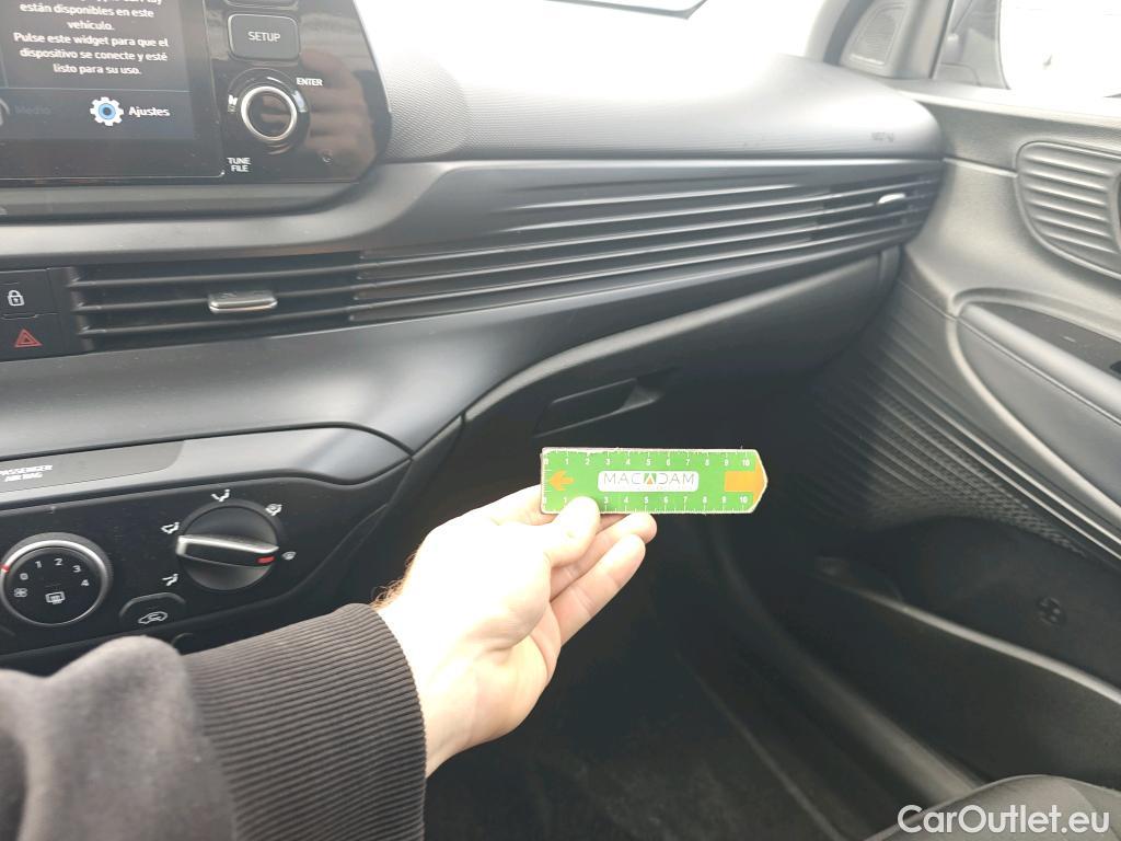  Hyundai  Bayon HYUNDAI  / 2021 / 5P / todoterreno 1.2 MPI Maxx #29