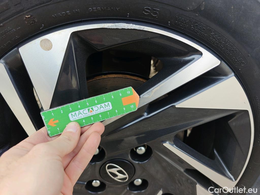  Hyundai  Bayon HYUNDAI  / 2021 / 5P / todoterreno 1.2 MPI Maxx #11