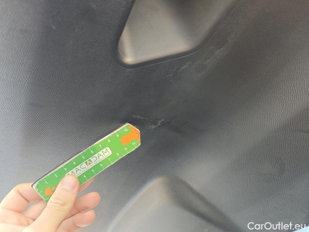  Citroen  DS3 DS DS 3 Crossback / 2018 / 5P / todoterreno PureTech 73 kW Manual SO CHIC #40