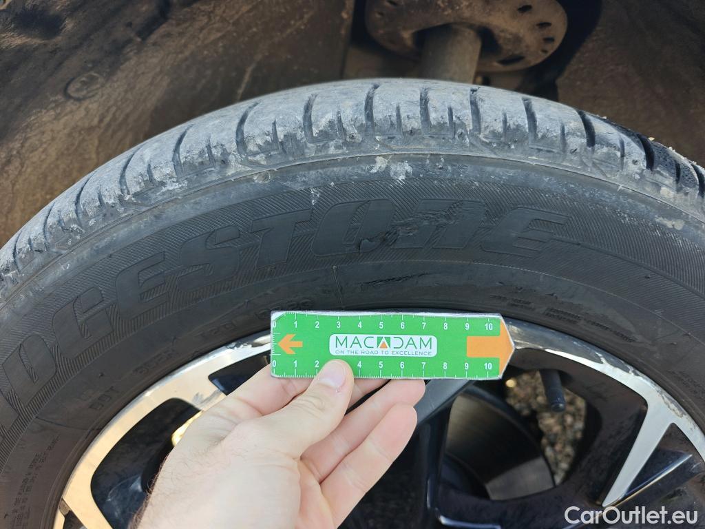  Citroen  DS3 DS DS 3 Crossback / 2018 / 5P / todoterreno PureTech 73 kW Manual SO CHIC #20