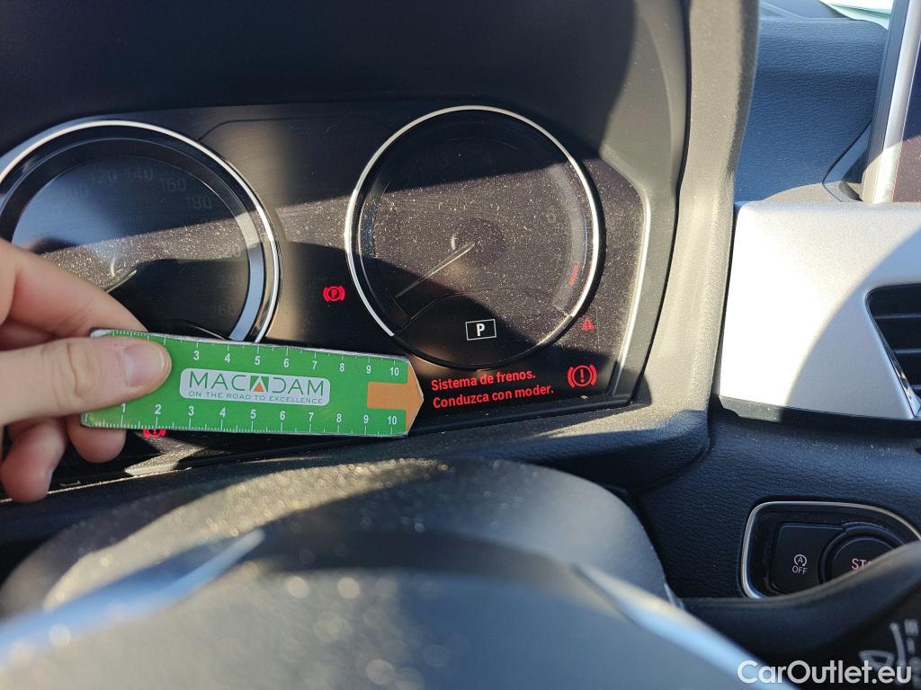  Bmw  X1 BMW  sDrive18i #9