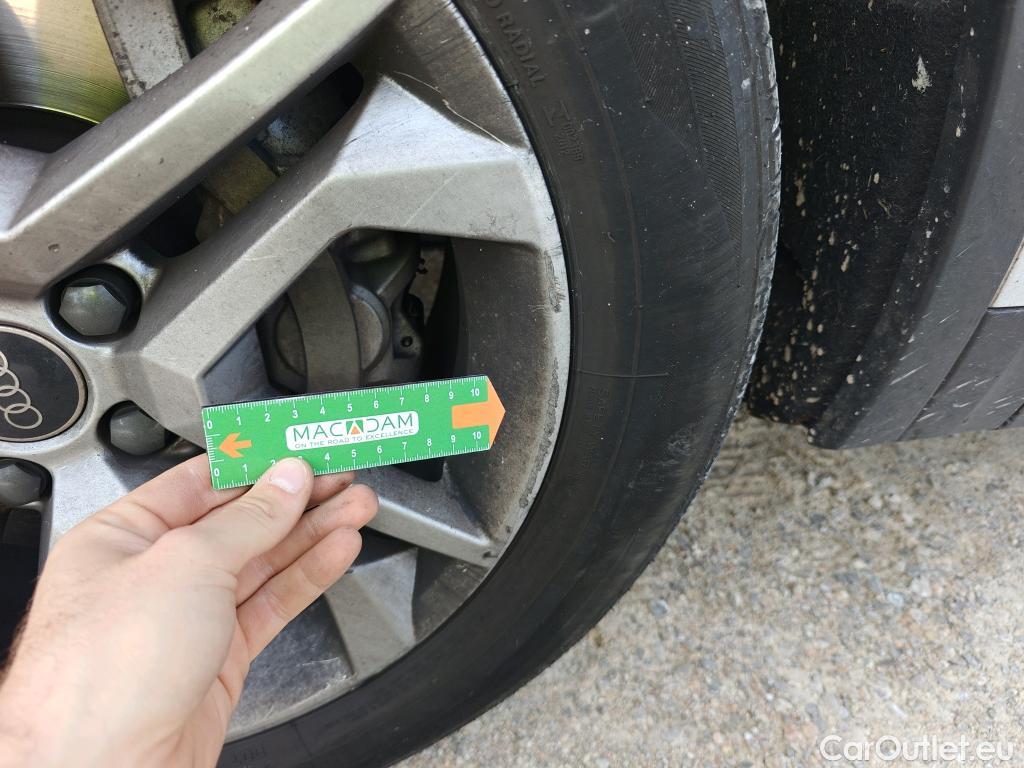  Audi  Q5 AUDI  / 2016 / 5P / todoterreno Design 35 TDI 120kW S tronic #12