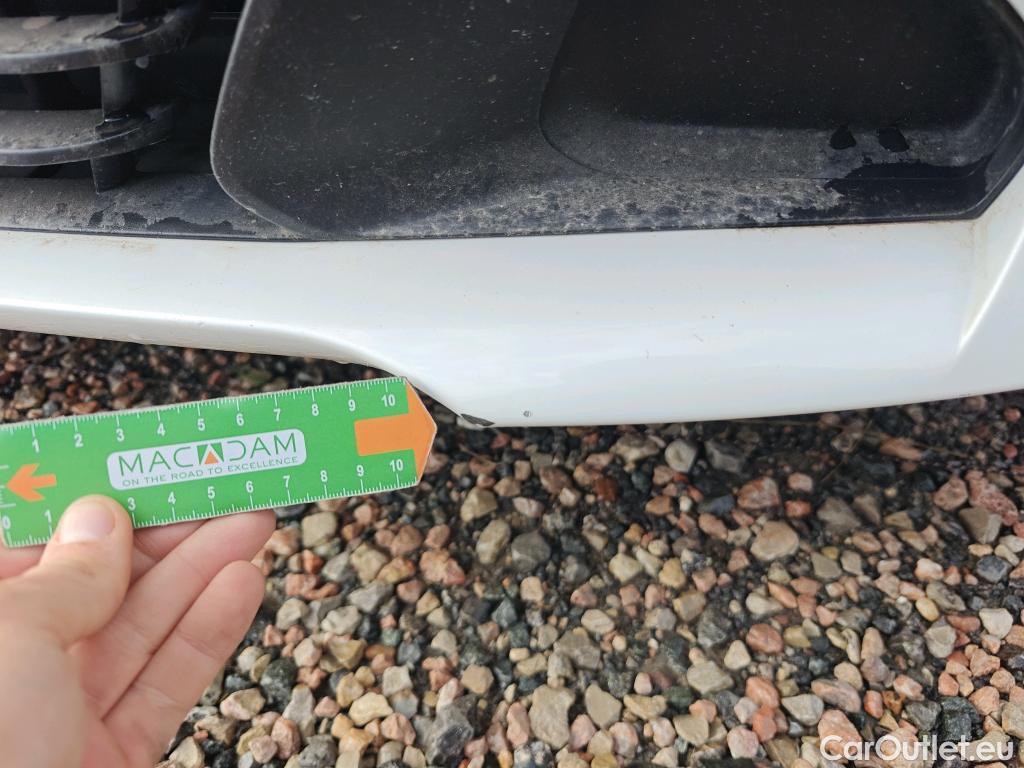  Bmw  Serie 3 BMW  / 2018 / 4P / sedán 318d Auto. #10