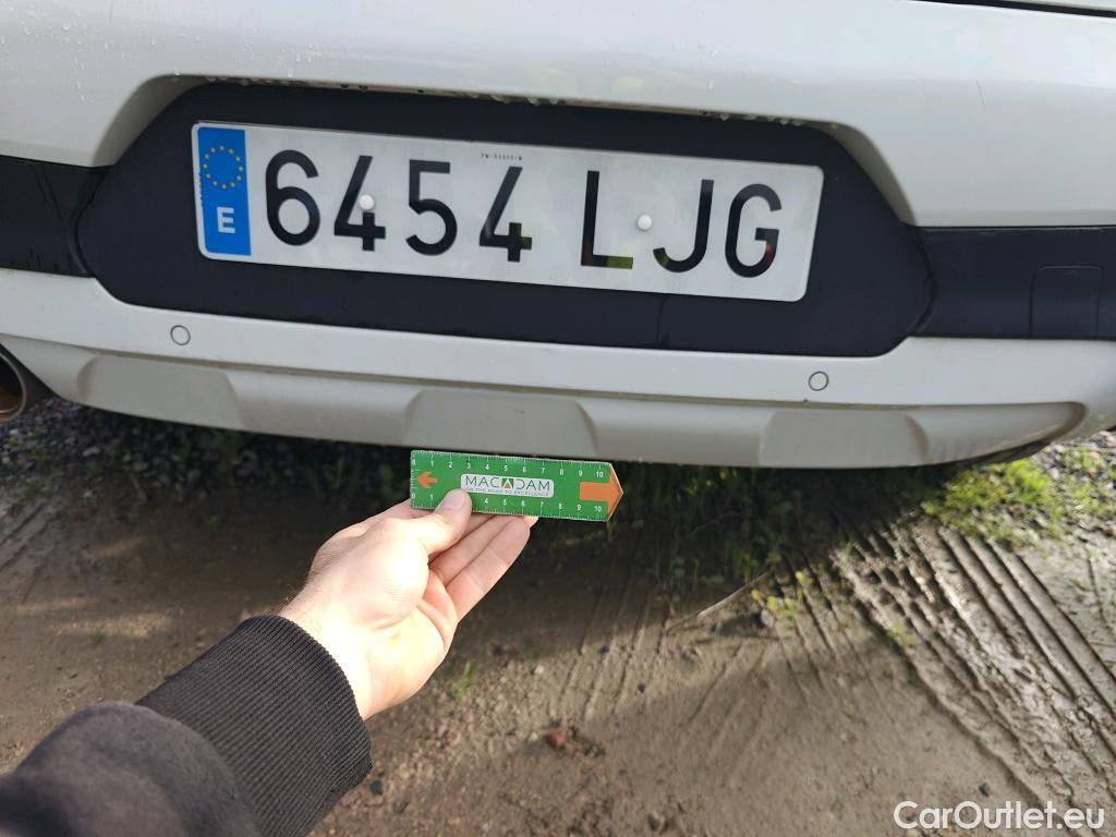  Bmw  X2 BMW  sDrive18i Advantage Steptronic Techo Solar #35