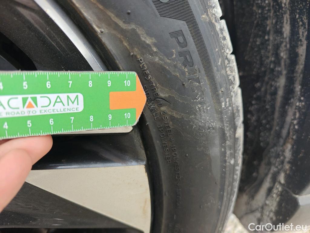  Hyundai  Bayon HYUNDAI  / 2021 / 5P / todoterreno 1.2 MPI Maxx #21