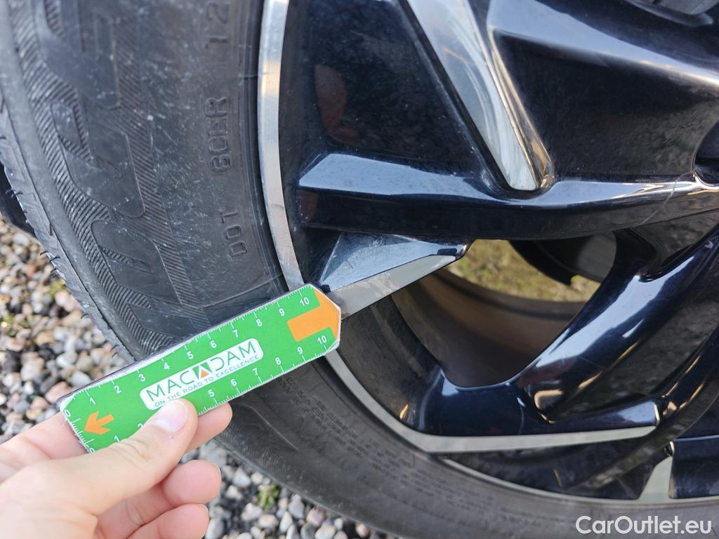  Citroen  DS3 DS DS 3 Crossback / 2018 / 5P / todoterreno PureTech 73 kW Manual SO CHIC #19