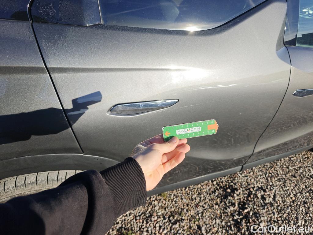  Citroen  DS3 DS DS 3 Crossback / 2018 / 5P / todoterreno PureTech 73 kW Manual SO CHIC #4