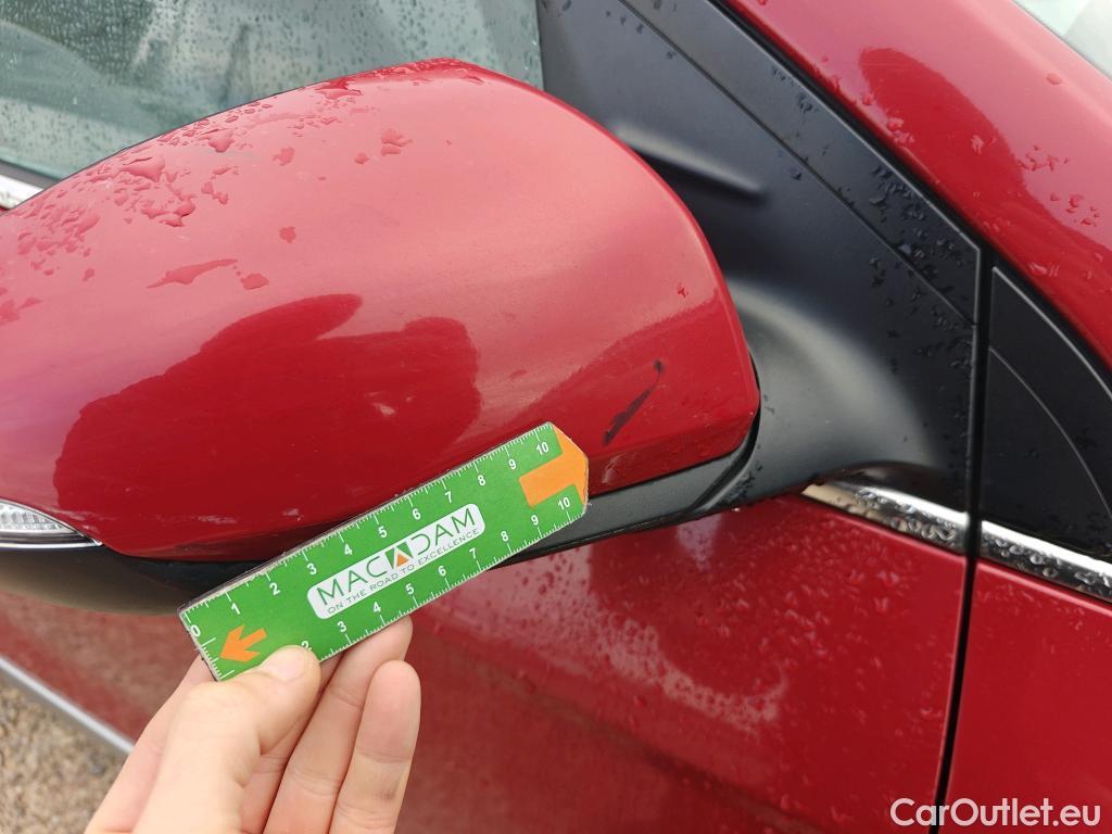  Hyundai   Ioniq HYUNDAI / 2019 / 5P / berlina con portón 1.6 GDI HEV Style DCT #74