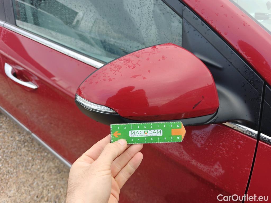  Hyundai   Ioniq HYUNDAI / 2019 / 5P / berlina con portón 1.6 GDI HEV Style DCT #72