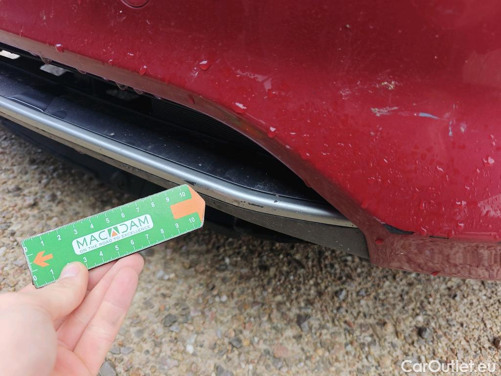  Hyundai   Ioniq HYUNDAI / 2019 / 5P / berlina con portón 1.6 GDI HEV Style DCT #71