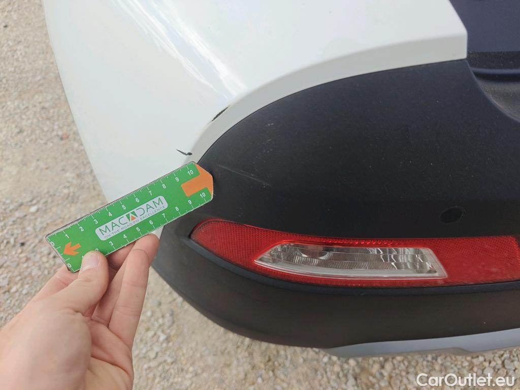  Hyundai  Bayon HYUNDAI  / 2021 / 5P / todoterreno 1.2 MPI Maxx #44