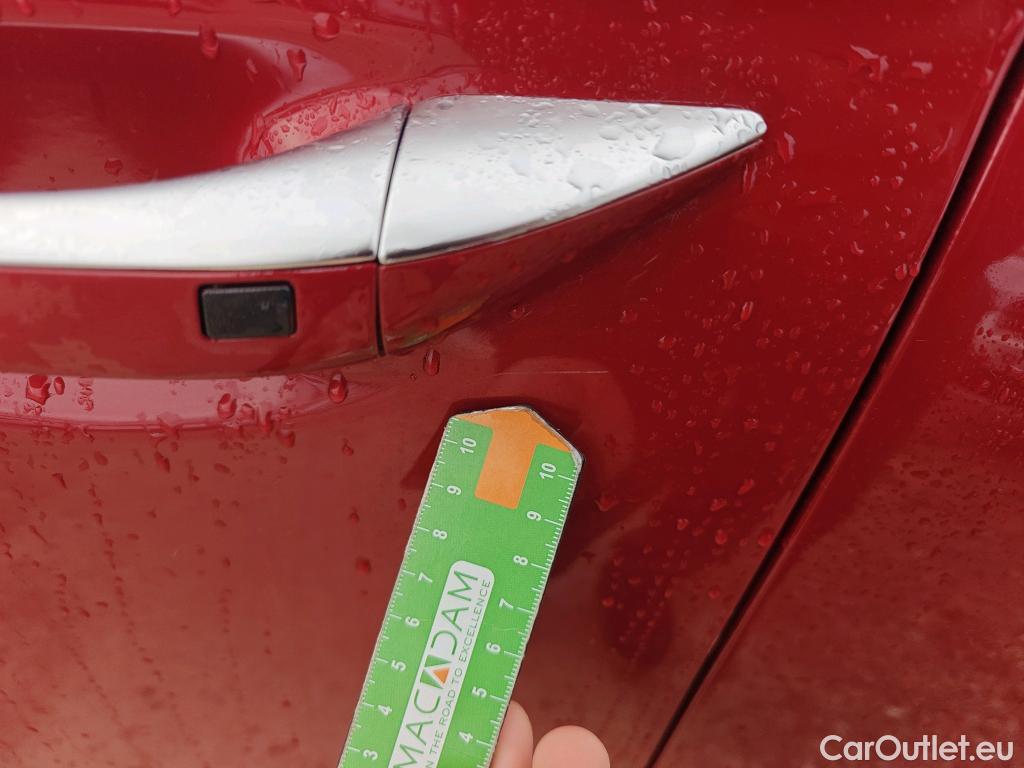  Hyundai   Ioniq HYUNDAI / 2019 / 5P / berlina con portón 1.6 GDI HEV Style DCT #21