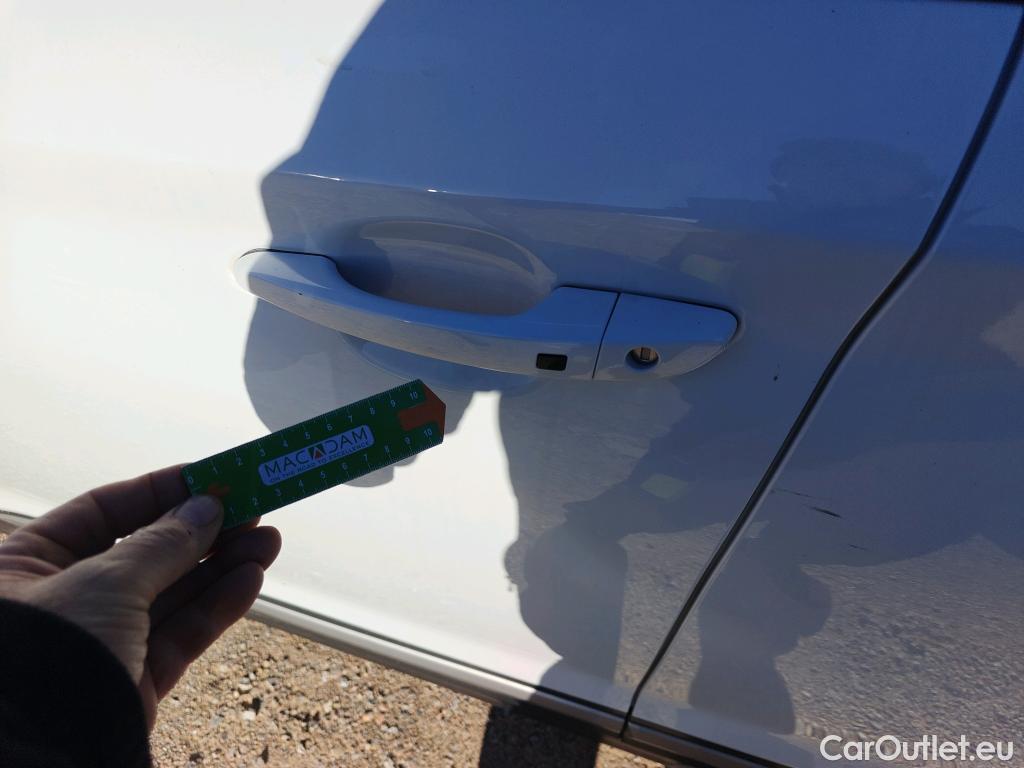  Hyundai  Konna HYUNDAI Kona / 2017 / 5P / todoterreno EV 100kW Klass #28