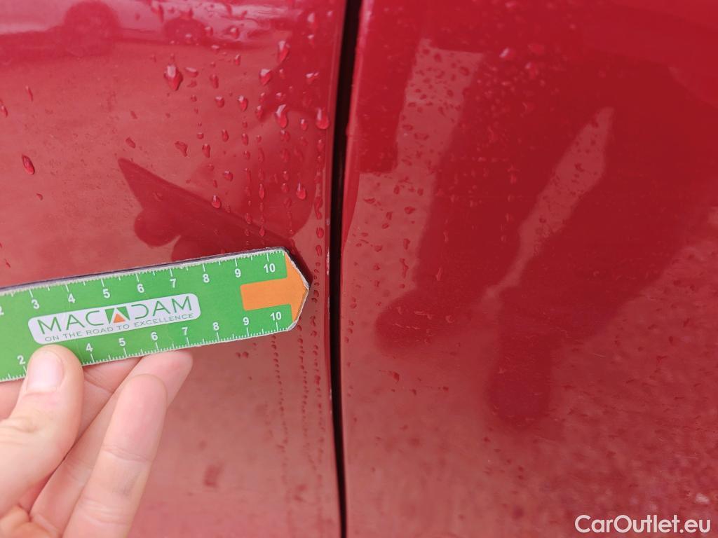  Hyundai   Ioniq HYUNDAI / 2019 / 5P / berlina con portón 1.6 GDI HEV Style DCT #22