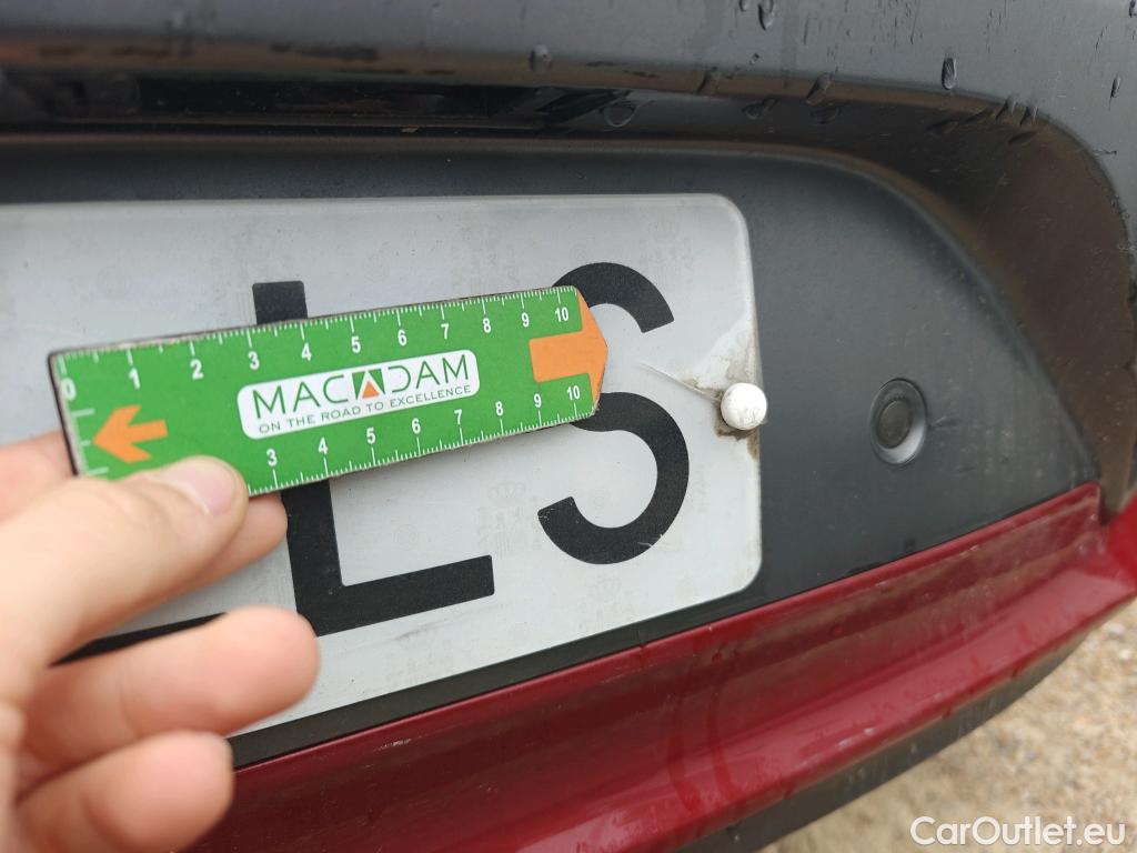  Hyundai   Ioniq HYUNDAI / 2019 / 5P / berlina con portón 1.6 GDI HEV Style DCT #65