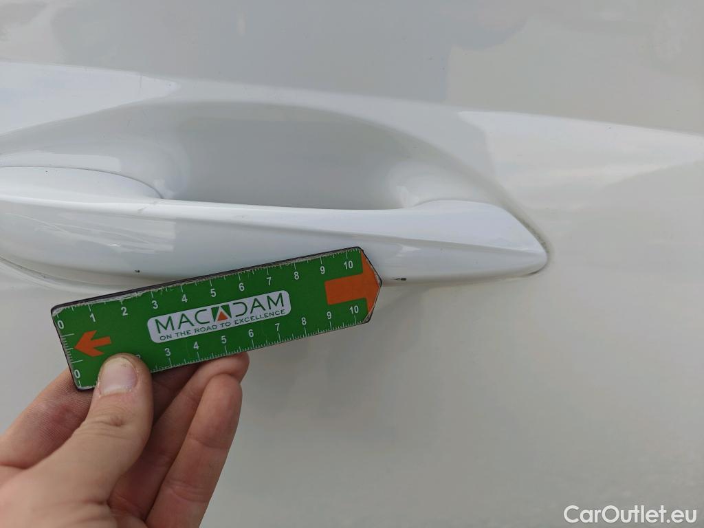  Hyundai  Bayon HYUNDAI  / 2021 / 5P / todoterreno 1.2 MPI Maxx #69