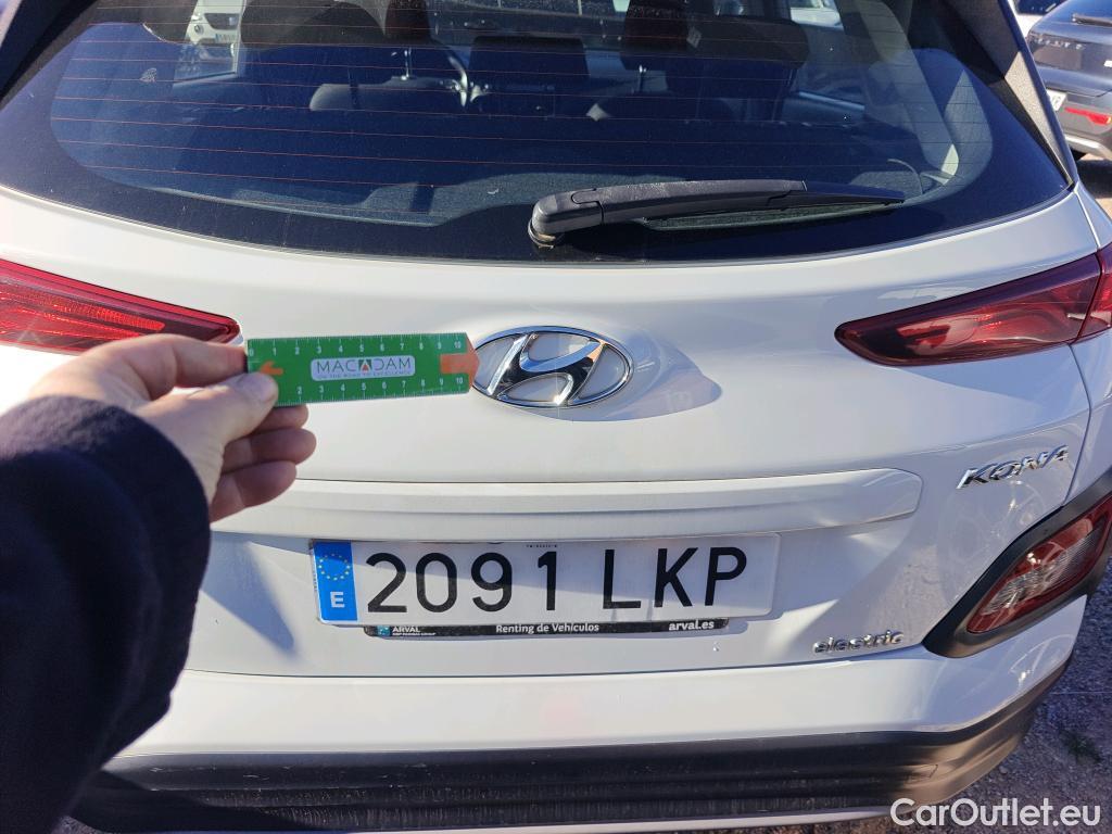  Hyundai  Konna HYUNDAI Kona / 2017 / 5P / todoterreno EV 100kW Klass #2