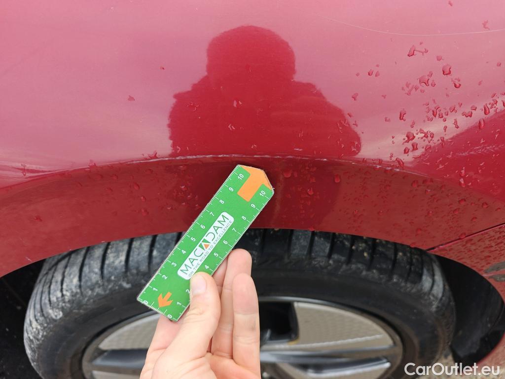  Hyundai   Ioniq HYUNDAI / 2019 / 5P / berlina con portón 1.6 GDI HEV Style DCT #37