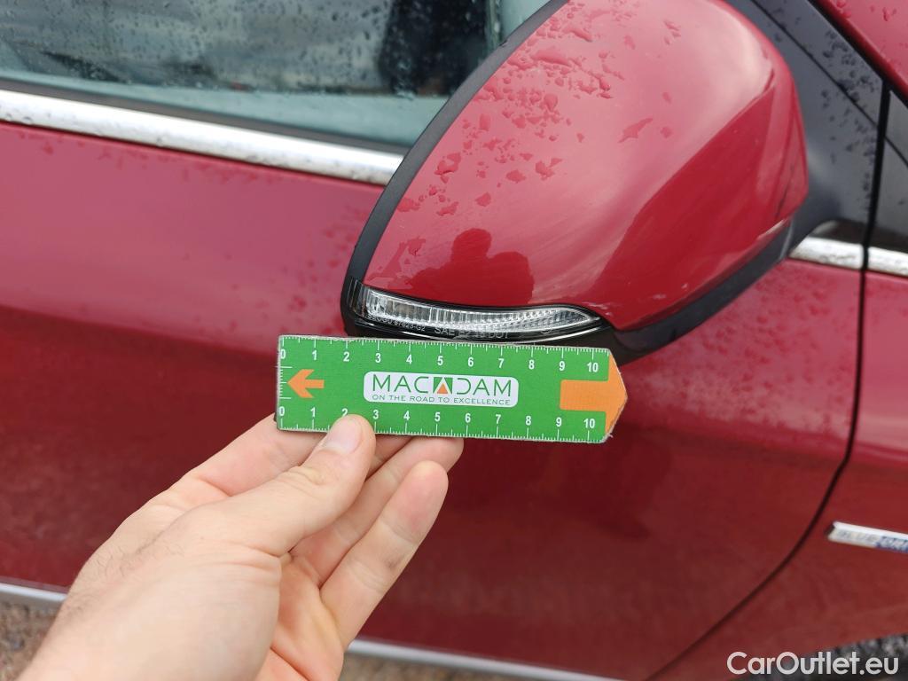  Hyundai   Ioniq HYUNDAI / 2019 / 5P / berlina con portón 1.6 GDI HEV Style DCT #75