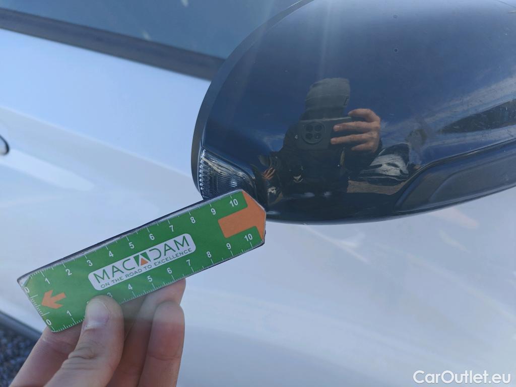  Hyundai  Konna HYUNDAI Kona / 2020 / 5P / todoterreno 1.6 GDI HEV Tecno 2C DCT #43