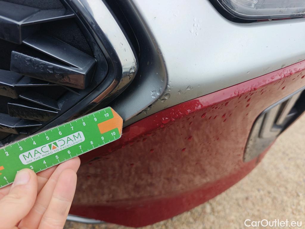  Hyundai   Ioniq HYUNDAI / 2019 / 5P / berlina con portón 1.6 GDI HEV Style DCT #55