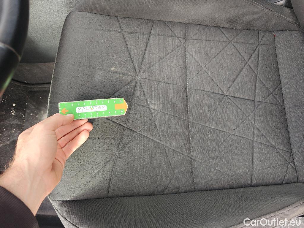  Hyundai  Bayon HYUNDAI  / 2021 / 5P / todoterreno 1.2 MPI Maxx #97