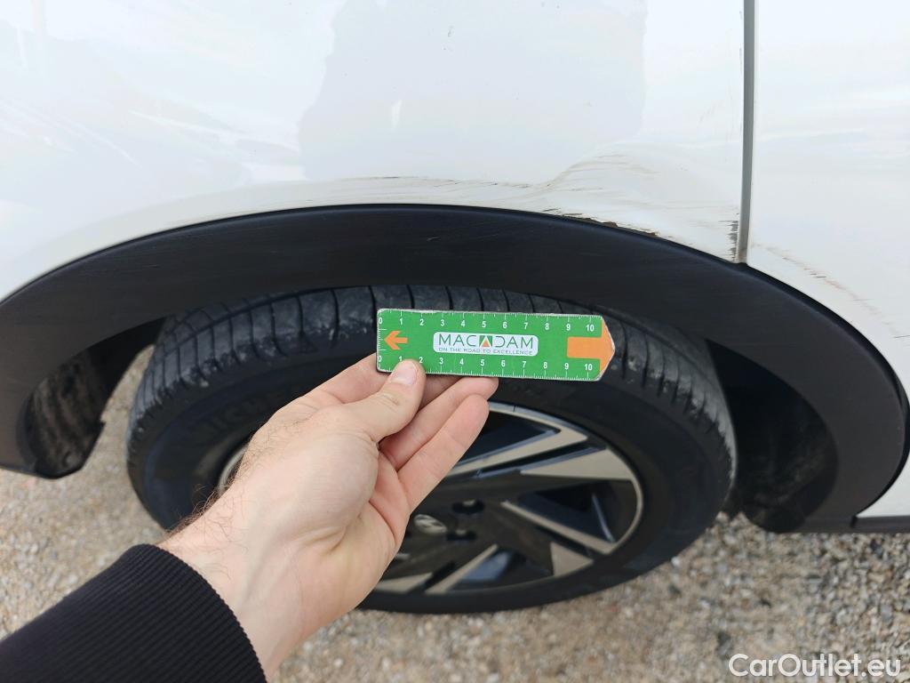  Hyundai  Bayon HYUNDAI  / 2021 / 5P / todoterreno 1.2 MPI Maxx #74