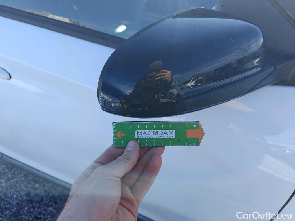  Hyundai  Konna HYUNDAI Kona / 2020 / 5P / todoterreno 1.6 GDI HEV Tecno 2C DCT #42