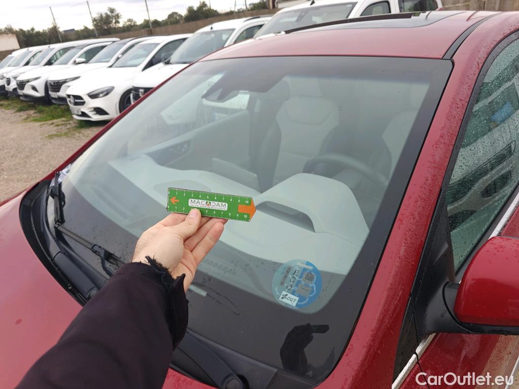  Hyundai   Ioniq HYUNDAI / 2019 / 5P / berlina con portón 1.6 GDI HEV Style DCT #32