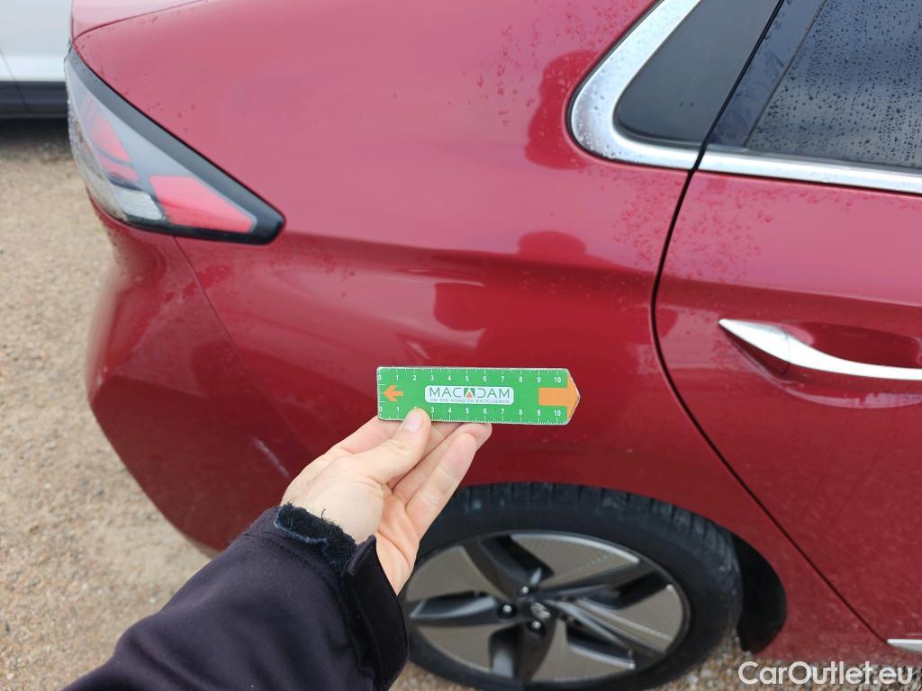  Hyundai   Ioniq HYUNDAI / 2019 / 5P / berlina con portón 1.6 GDI HEV Style DCT #7