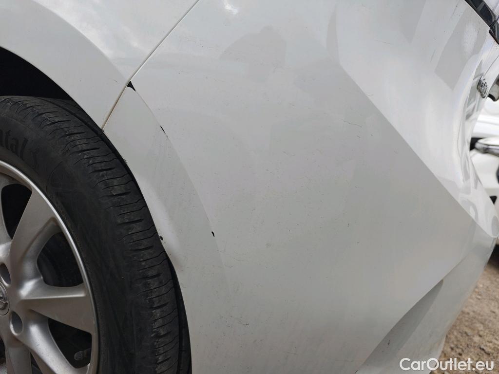  Opel  Corsa OPEL  / 2019 / 5P / berlina con portón 1.2T XHL 74kW (100CV) Edition #14